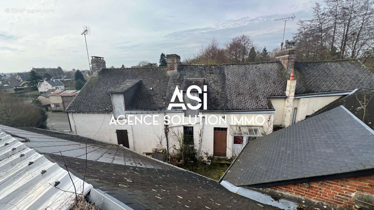 Maison à VILLAINES-LA-JUHEL