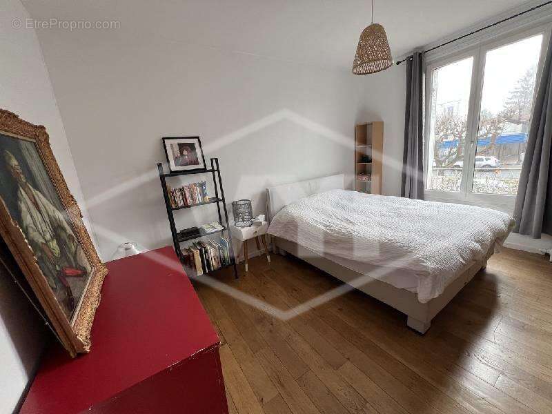 Maison à COMBS-LA-VILLE