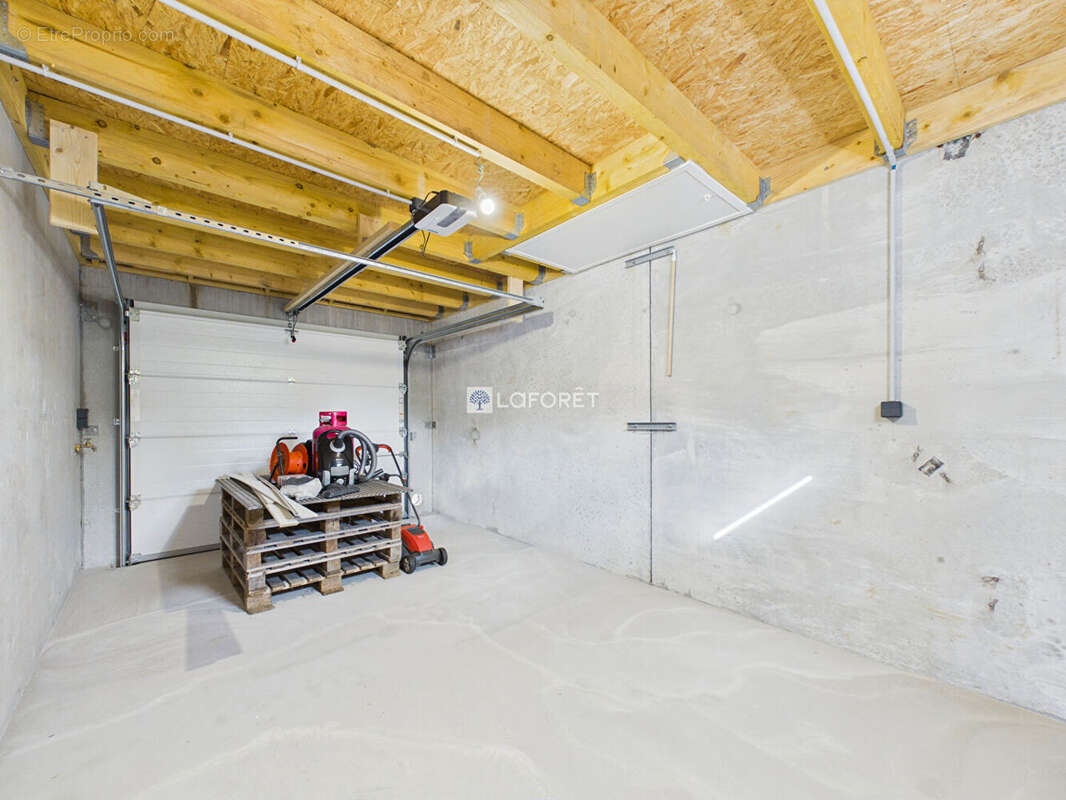 Maison POULDREUZIC 4 Pièces 84 m² - photo 15