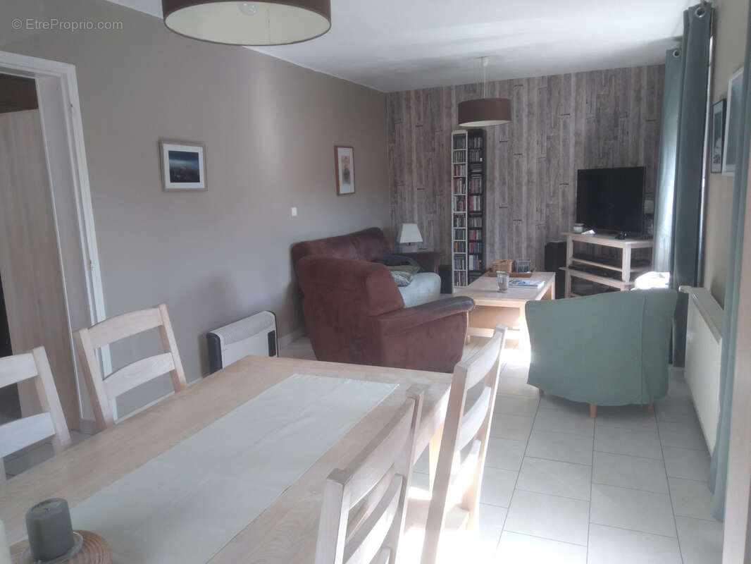 Maison à RIBAUTE-LES-TAVERNES