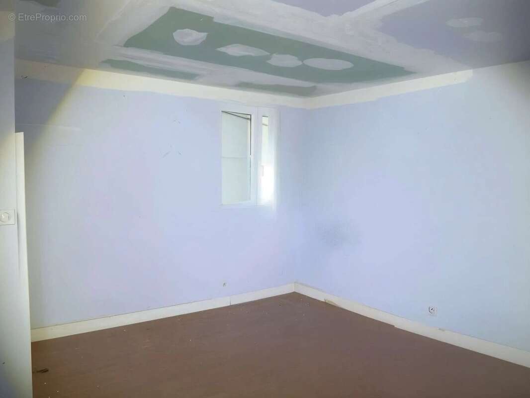 Maison à PUGET-ROSTANG