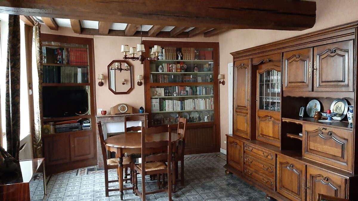 Maison à SAINT-BENOIST-SUR-VANNE