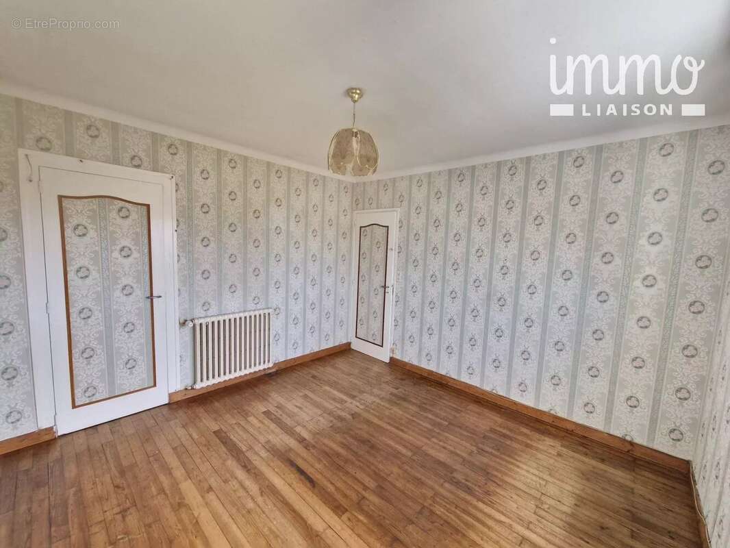 Maison à LES TOUCHES