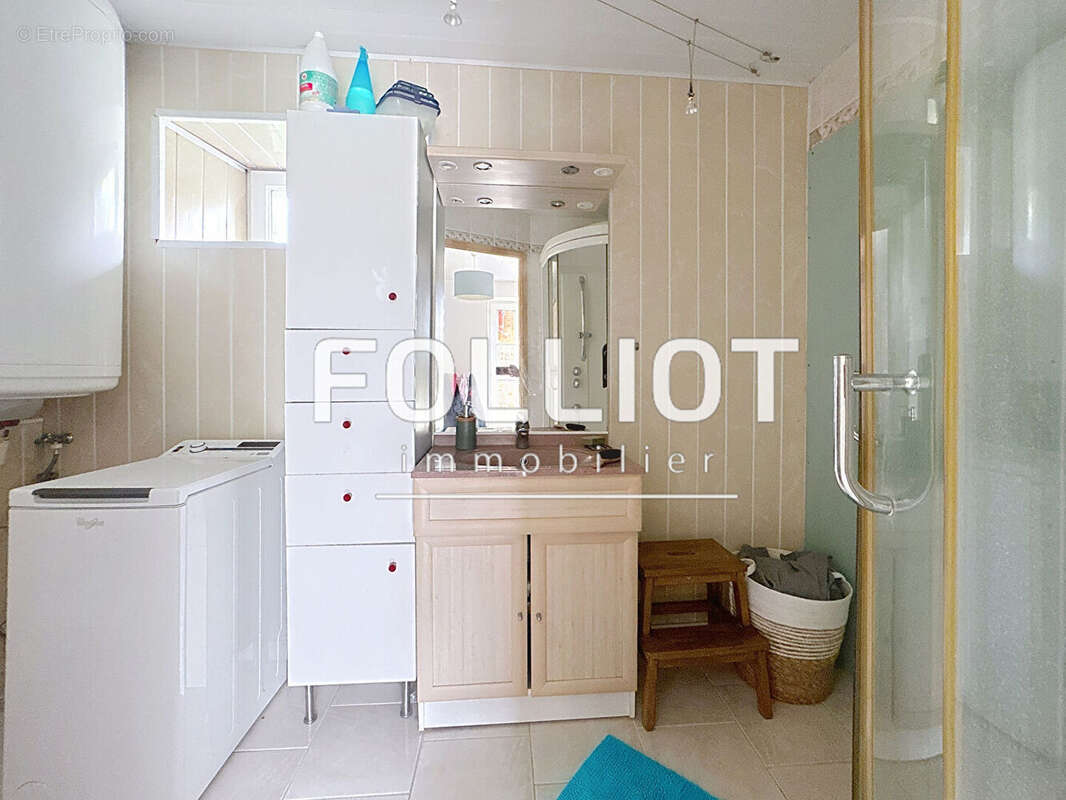 Maison à GOUVILLE-SUR-MER