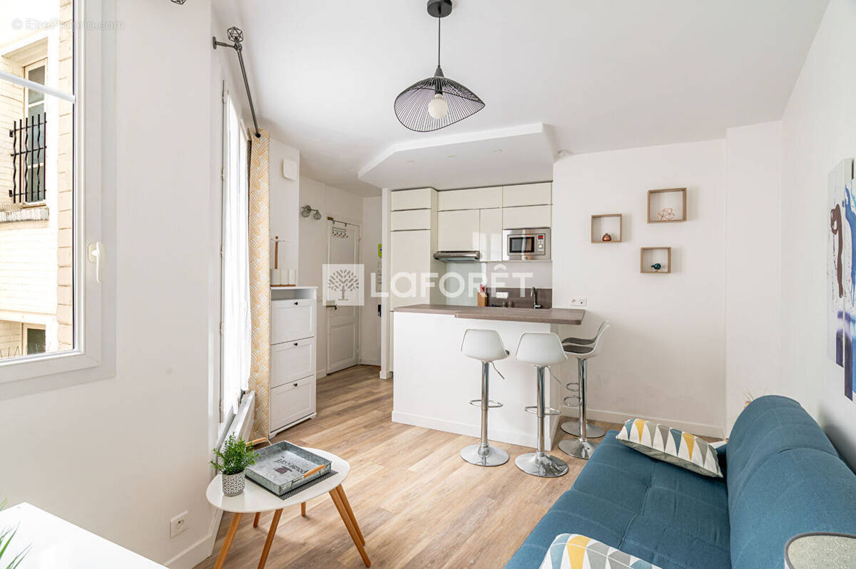 Appartement à PARIS-15E
