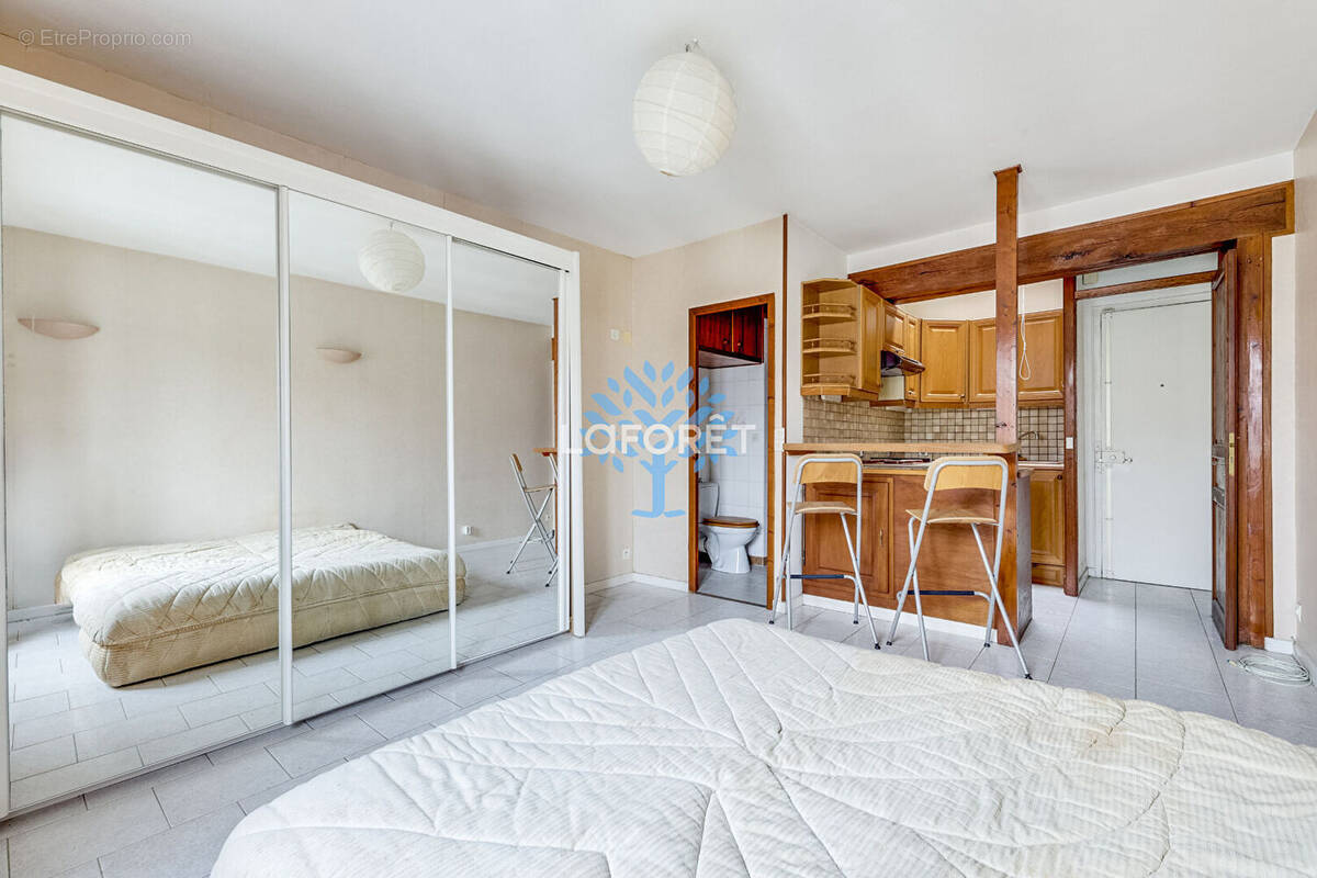 Appartement à PARIS-11E