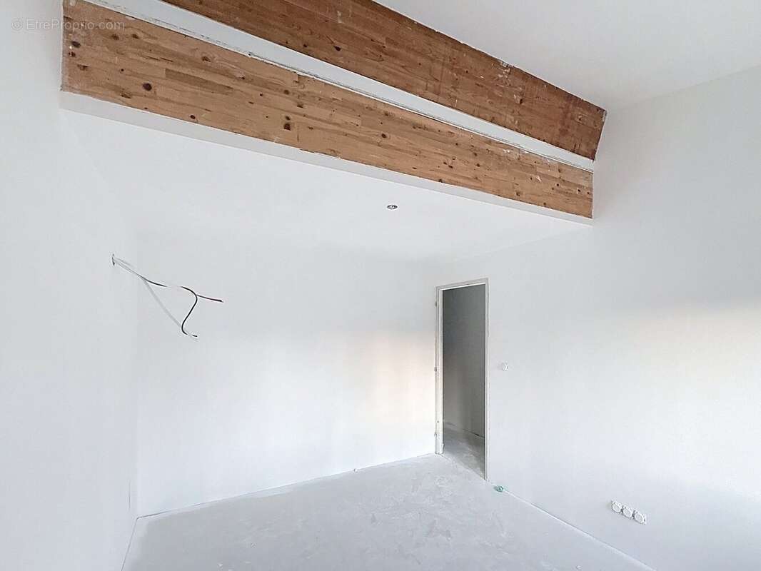 Appartement à SAINT-PAUL-SUR-SAVE