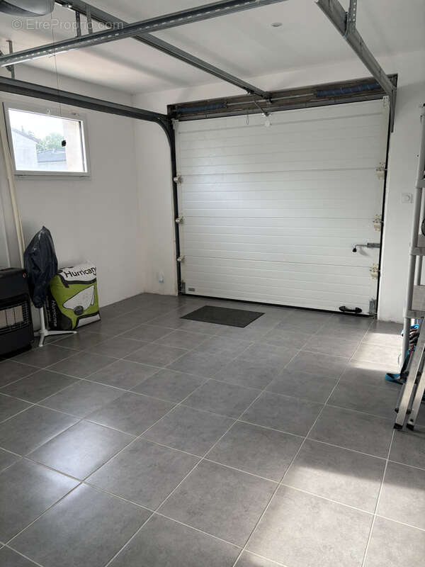 Maison à CAUX-ET-SAUZENS