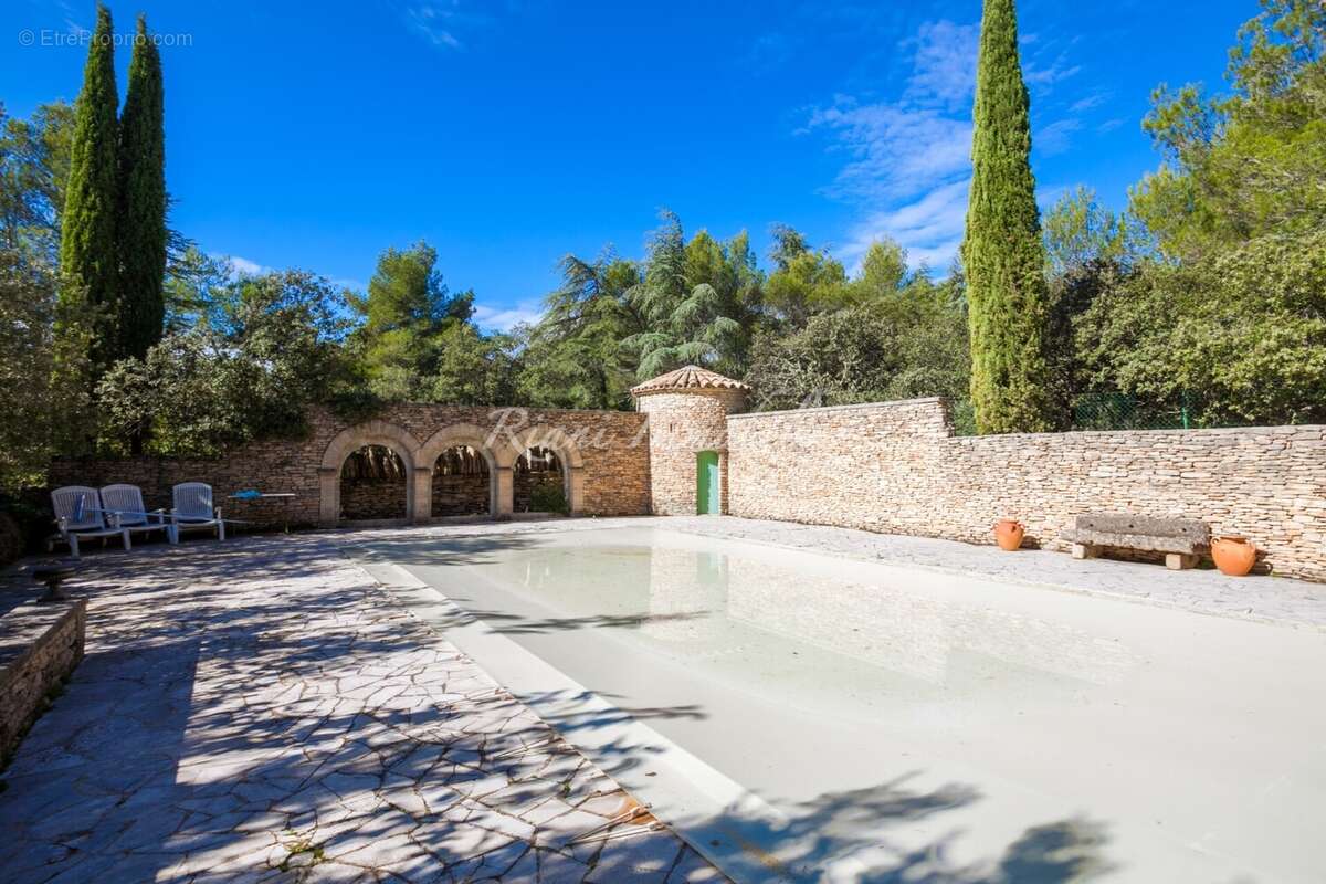 Maison à CABRIERES-D'AVIGNON