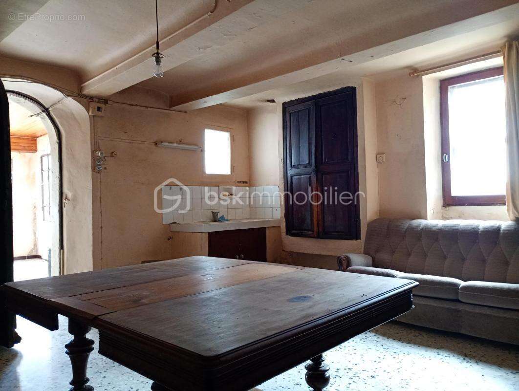 Maison à SAINT-TRINIT