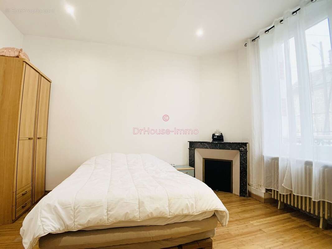 Maison à CHALETTE-SUR-LOING