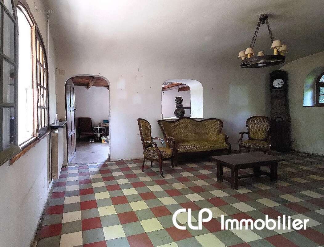 Maison 230 m² à Puygiron  - photo 7