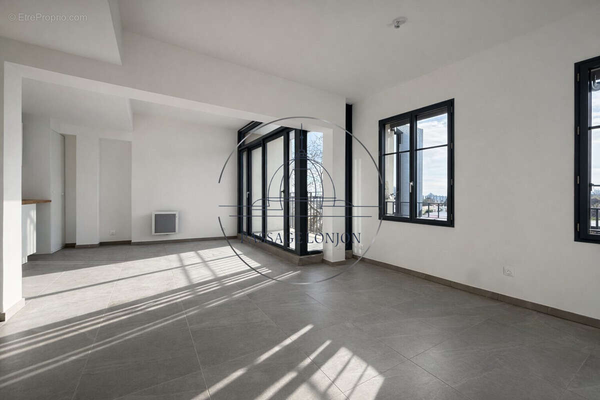 Appartement à CASTELNAU-LE-LEZ