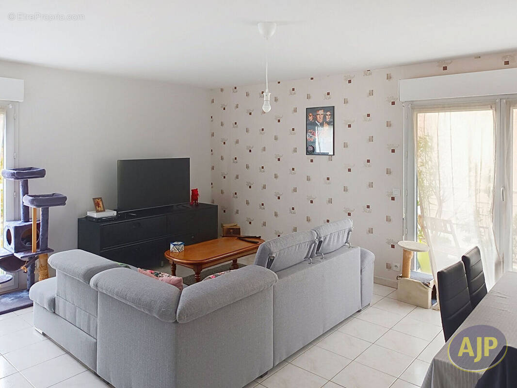 Appartement à QUESTEMBERT