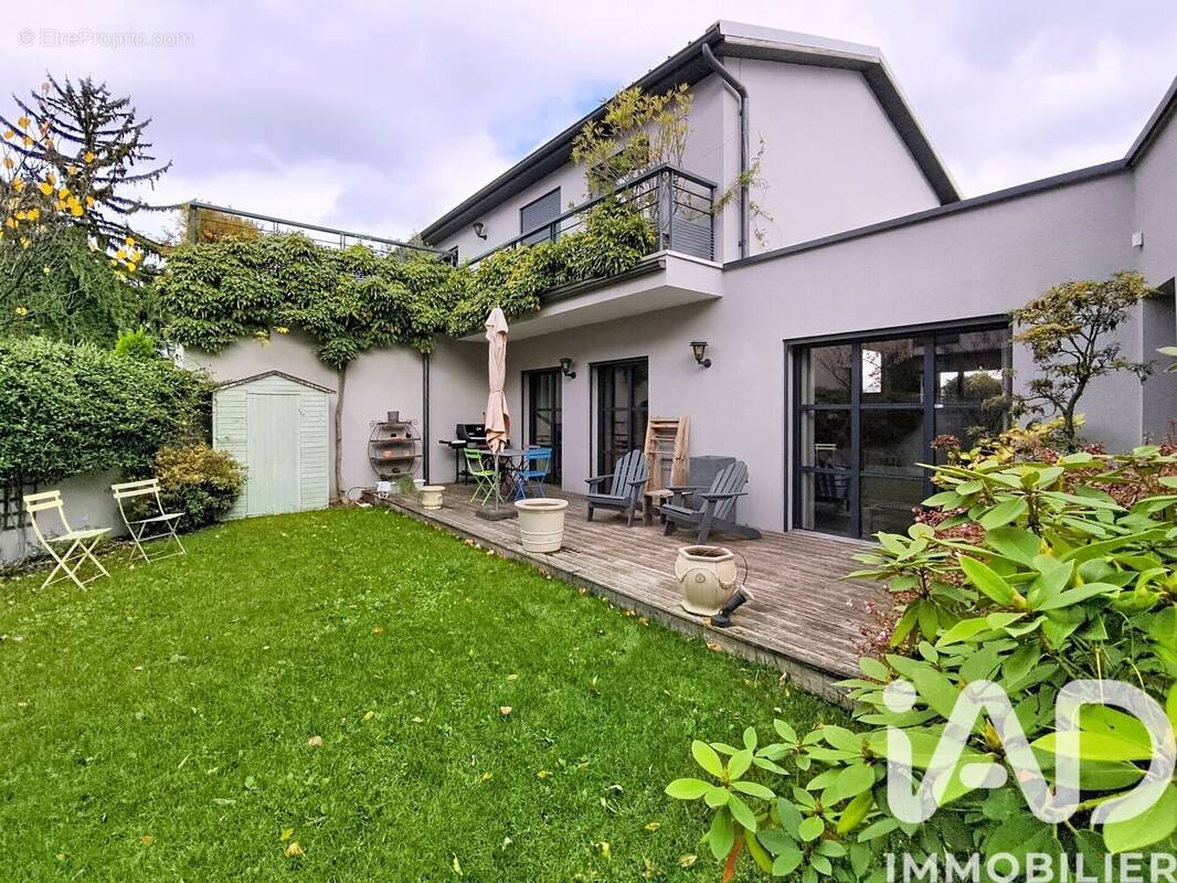 Photo 1 - Maison à LYON-3E