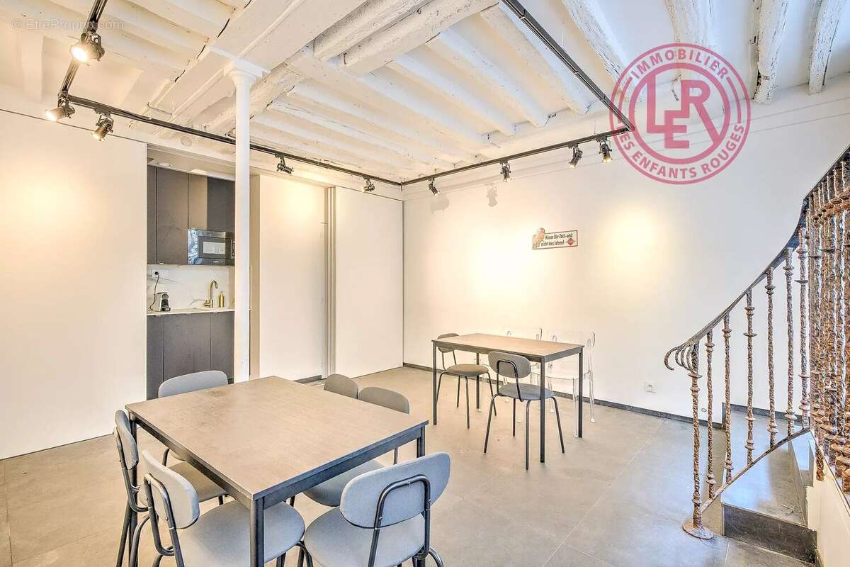 Appartement à PARIS-4E