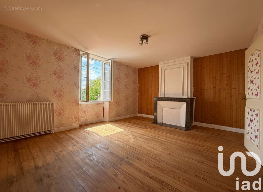 Photo 7 - Maison à ASNIERES-LA-GIRAUD