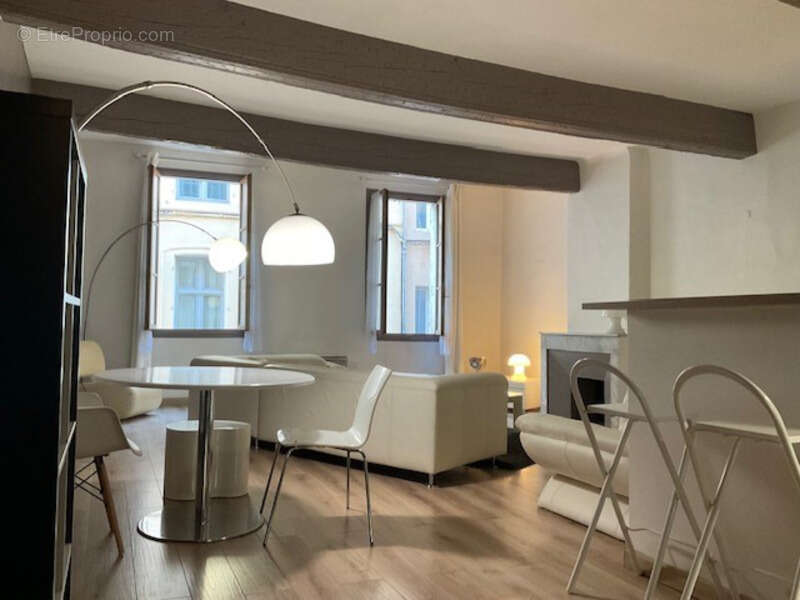 Centre ville d’Aix en Provence appartement de 64 m² T2/T3 rénové à deux pas du Palais de Justice - photo 7
