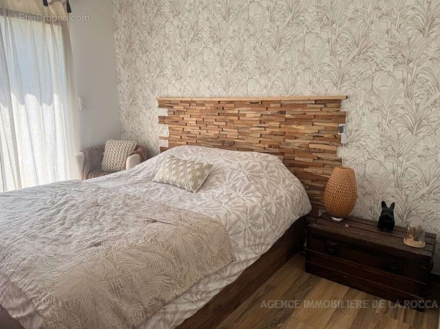 Maison 113 m² à Foce  - photo 7