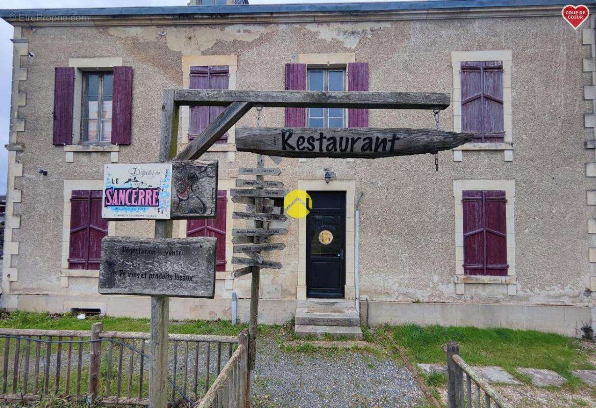 Commerce au bord de l'eau - photo 2