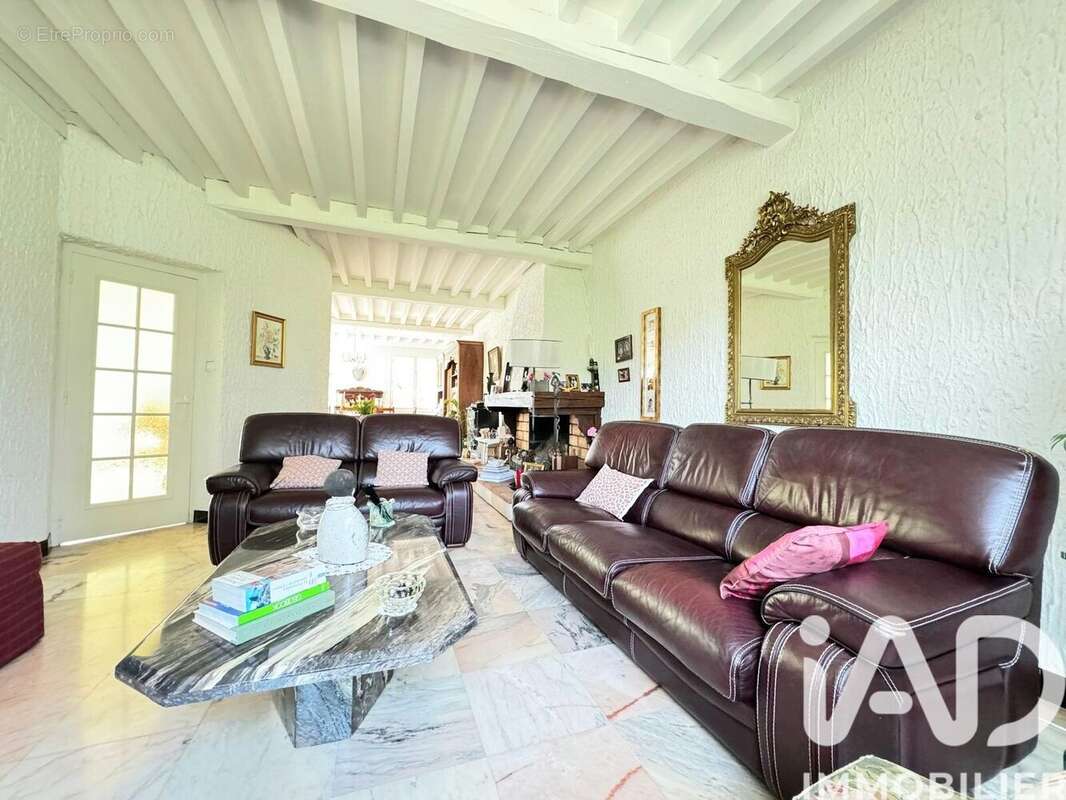 Photo 9 - Maison à SURY-LE-COMTAL