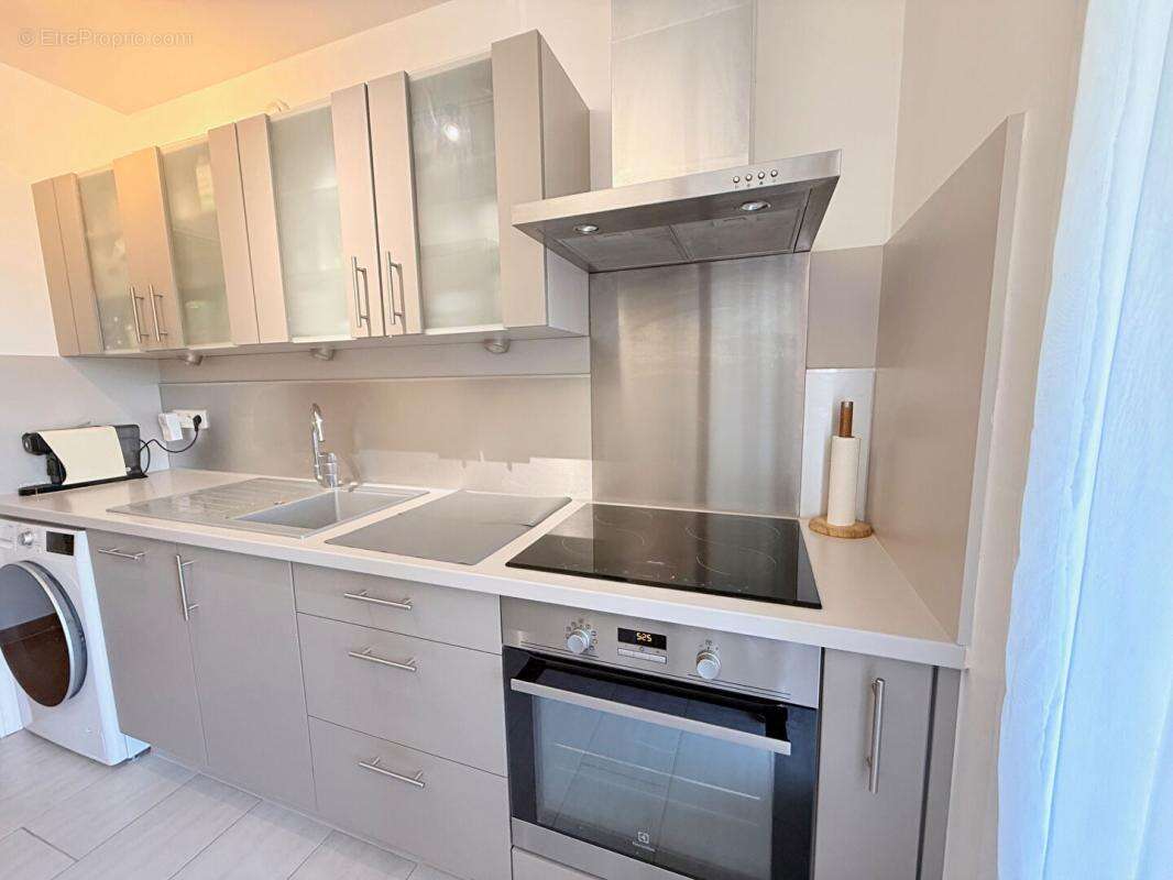 Appartement à SANARY-SUR-MER