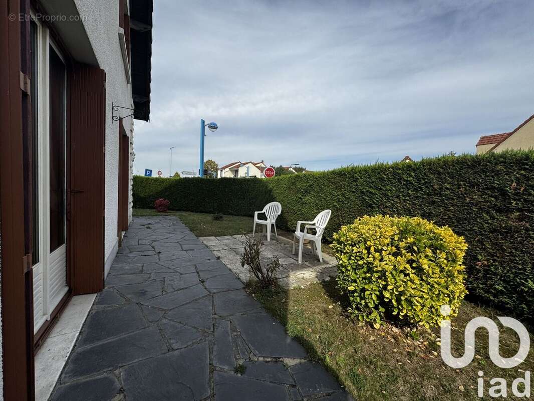 Photo 2 - Maison à CHILLY-MAZARIN