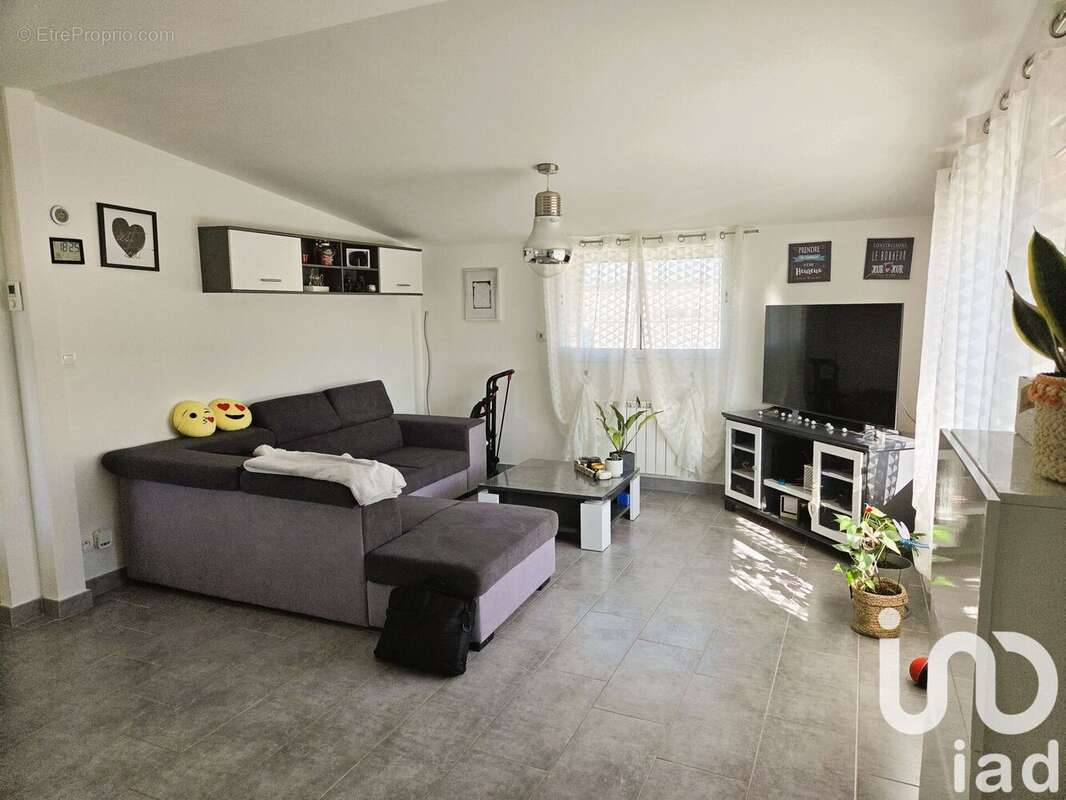 Photo 3 - Maison à VERRIERES