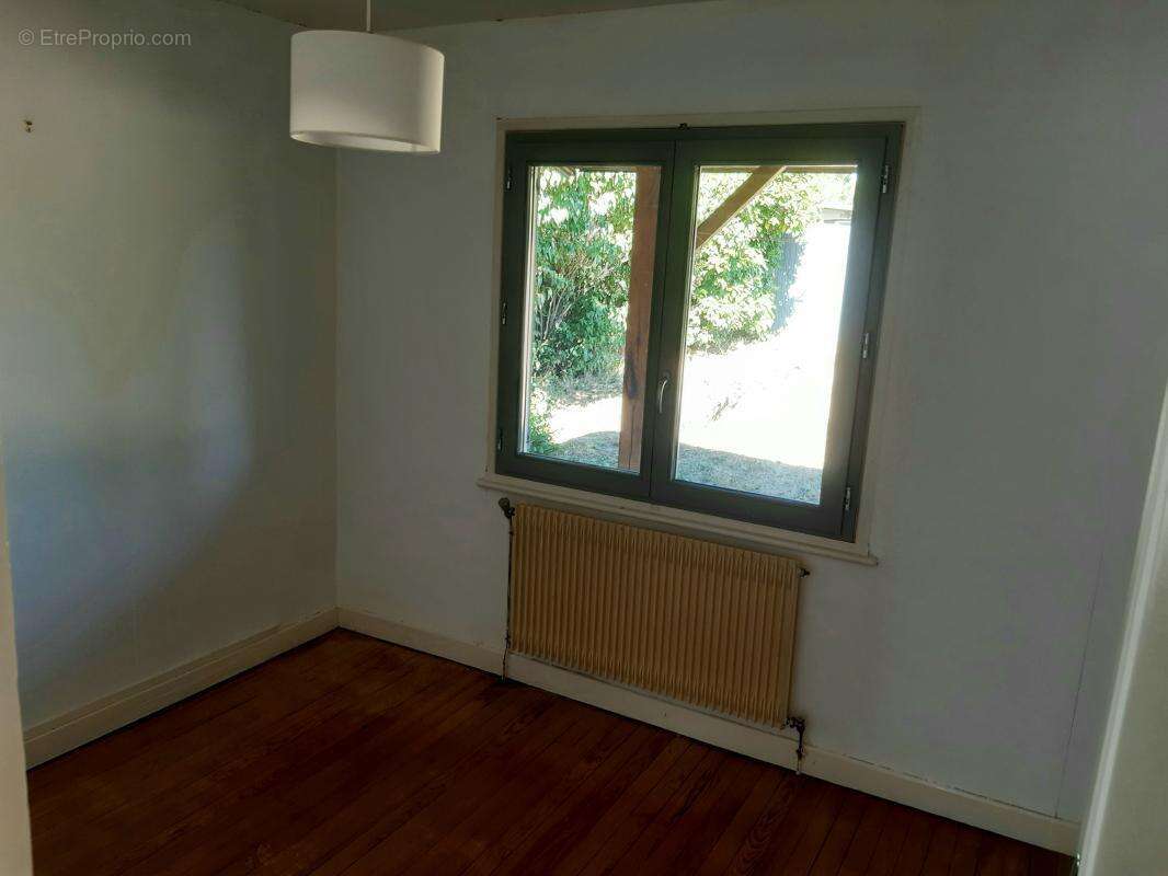 Maison 110 m² à Lezoux  - photo 12
