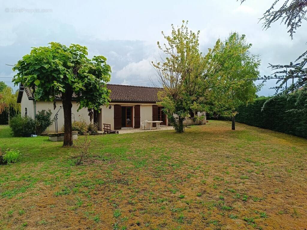 Maison à BELLERIVE-SUR-ALLIER