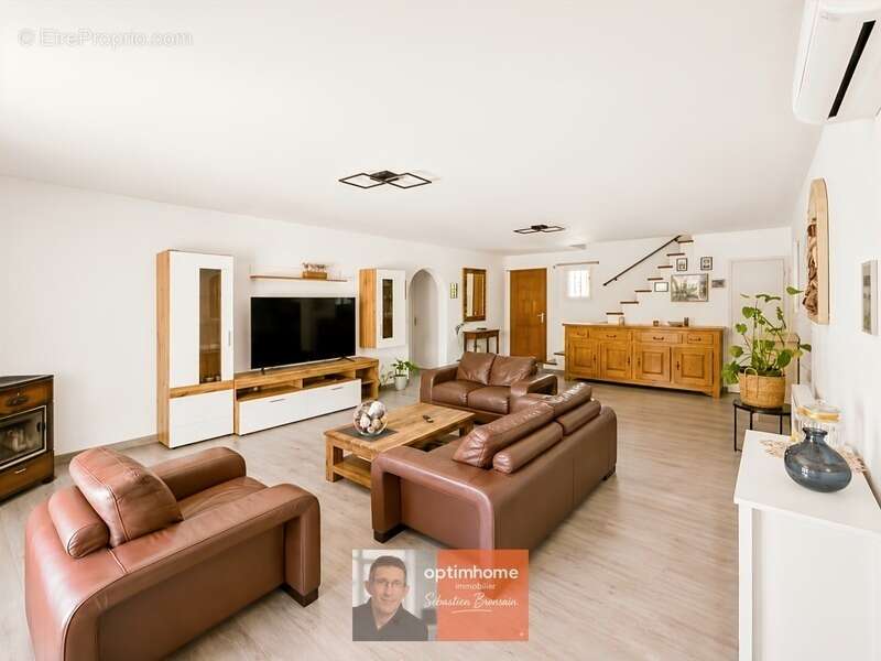 Ghisonaccia – maison familiale avec piscine, jacuzzi et panneaux solaires - photo 3