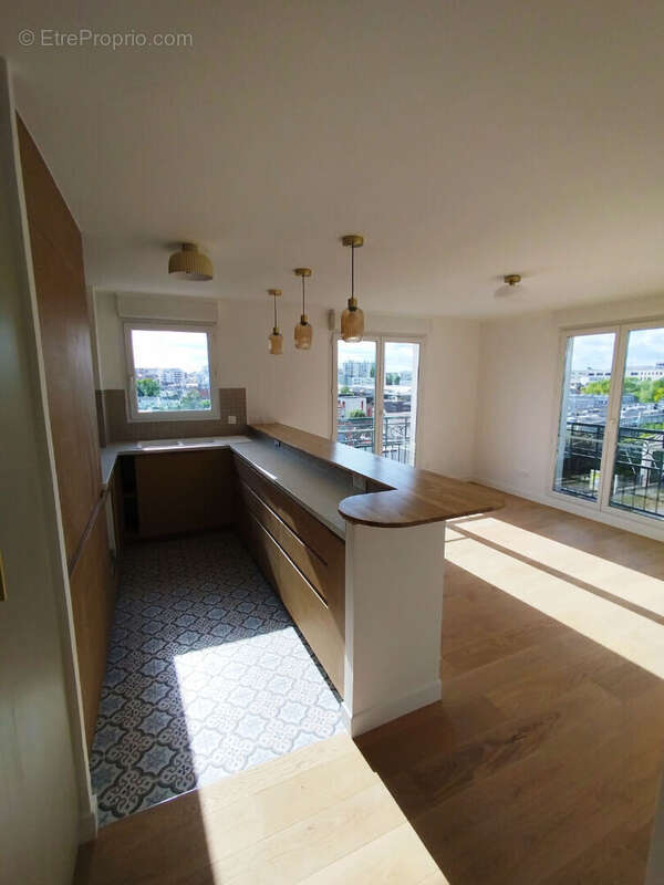 Appartement à SAINT-OUEN