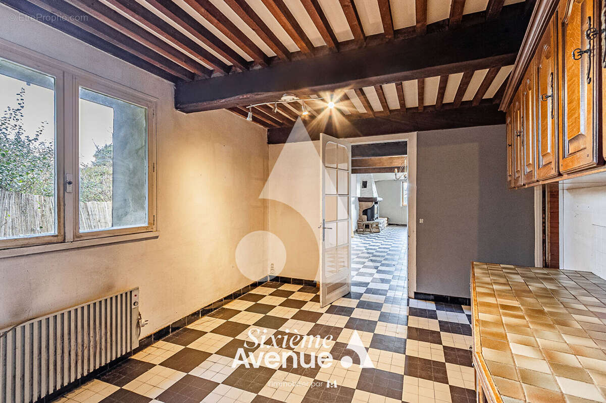 Maison à MORANCE