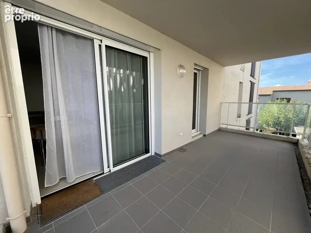 VALENCE CHATEAUVERT - Appartement T3 avec terrasse et garage - photo 3