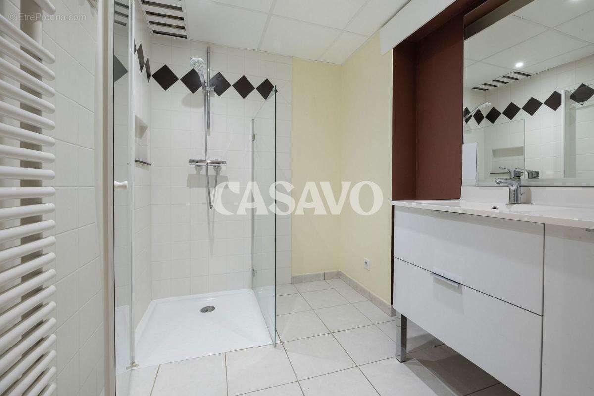 Maison à REVEL-TOURDAN