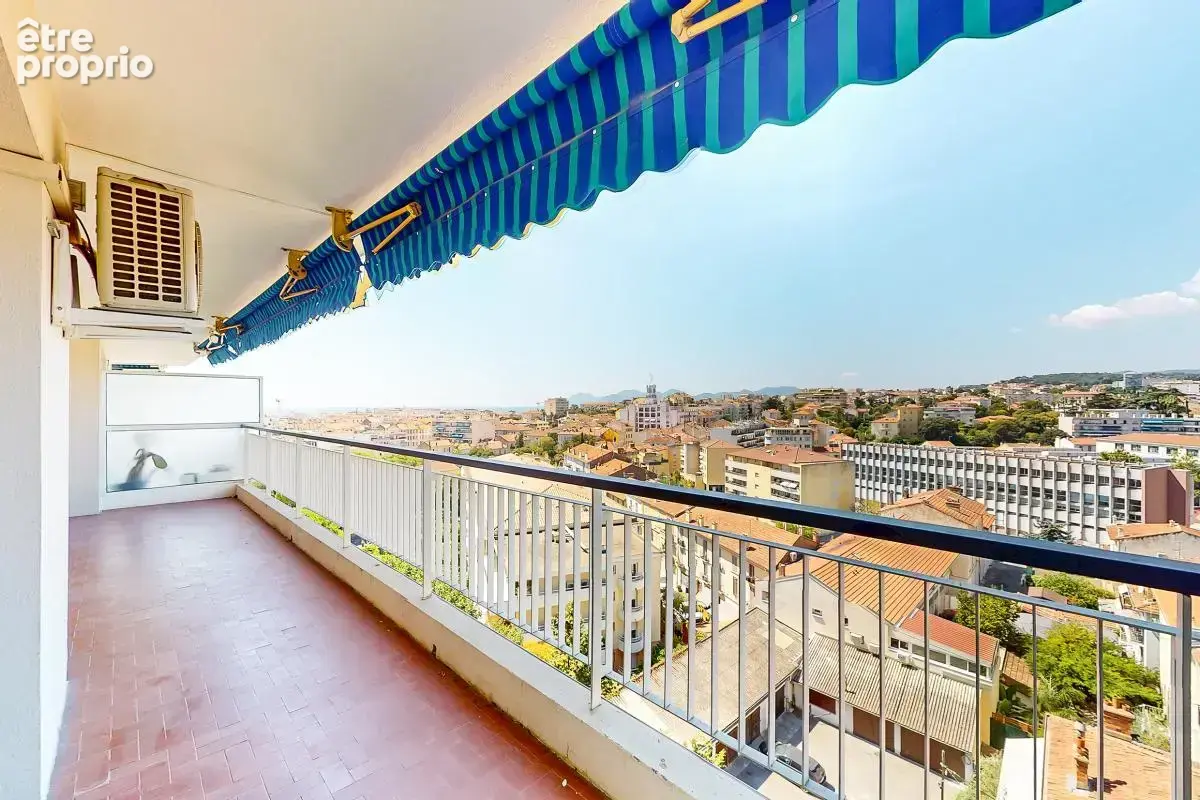 Cannes Montrose - 2 pièces 50m2 - Dernier étage - Vue mer - Cave - Garage - photo 2