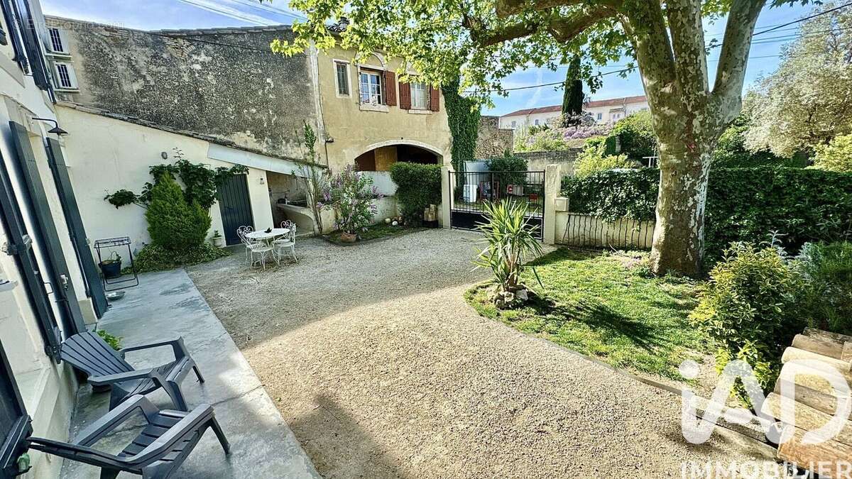 Photo 3 - Maison à SAINTE-CECILE-LES-VIGNES