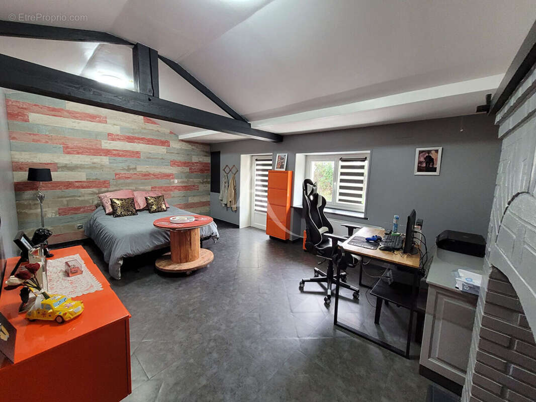 Maison à SAINT-CHRISTOPHE-DU-LIGNERON