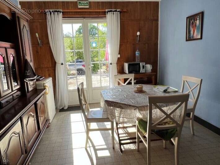 Maison à VERTEUIL-SUR-CHARENTE