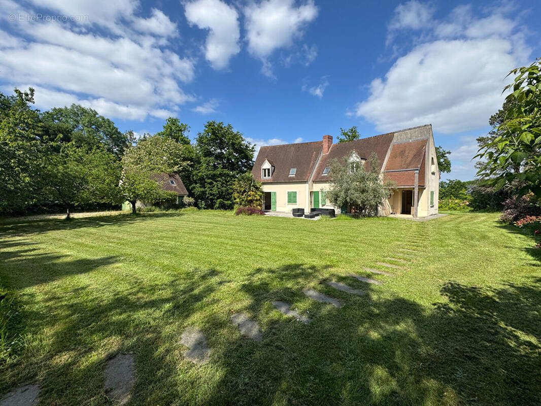 Maison à MERE