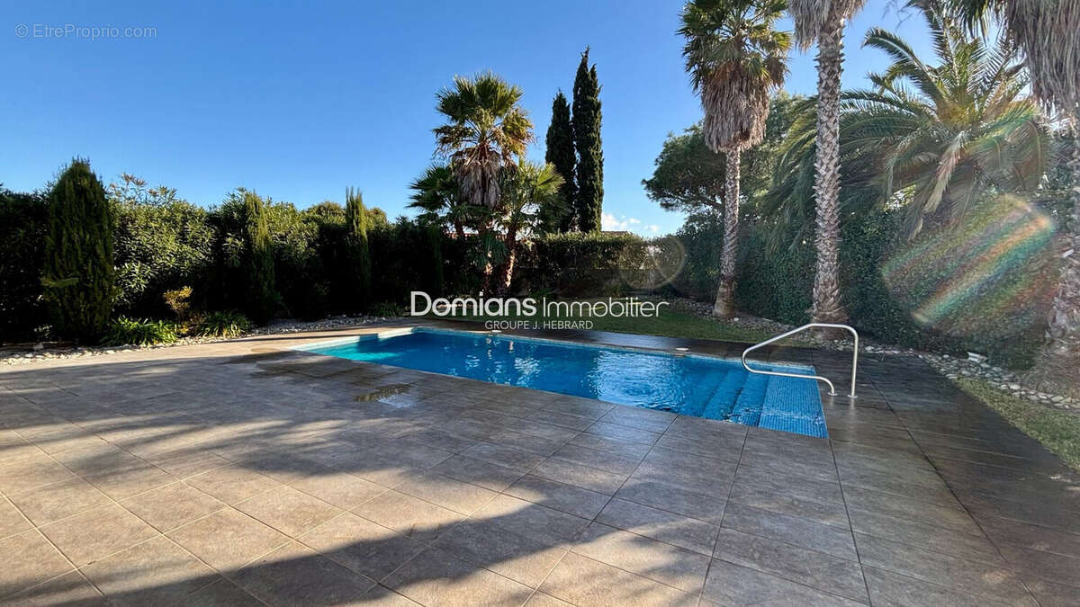 Maison 152 m² à Saint-Cyprien  - photo 7