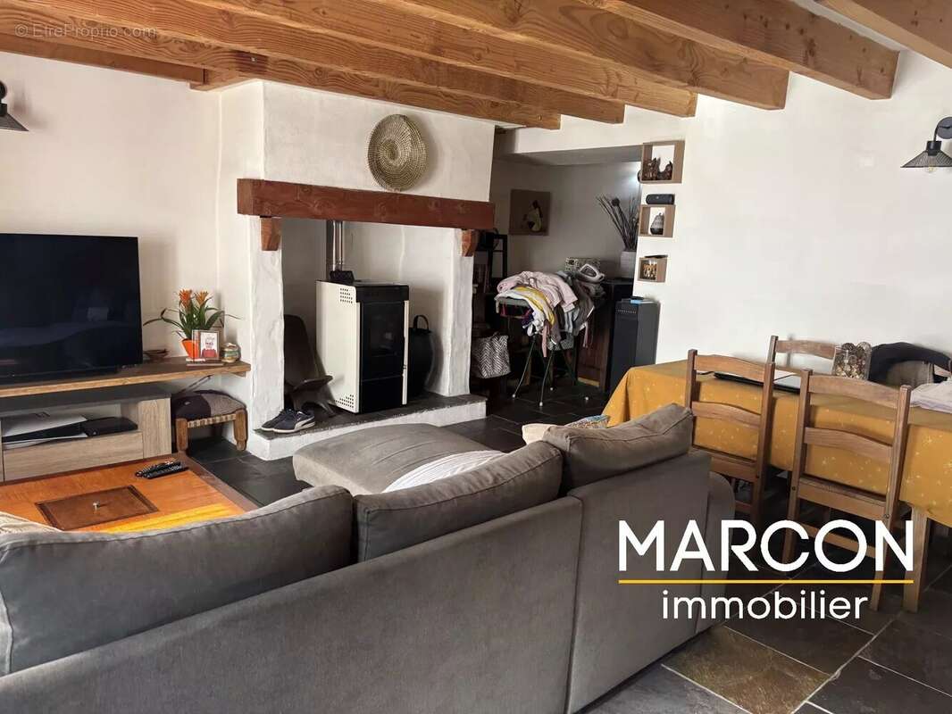 Maison à BESSINES-SUR-GARTEMPE