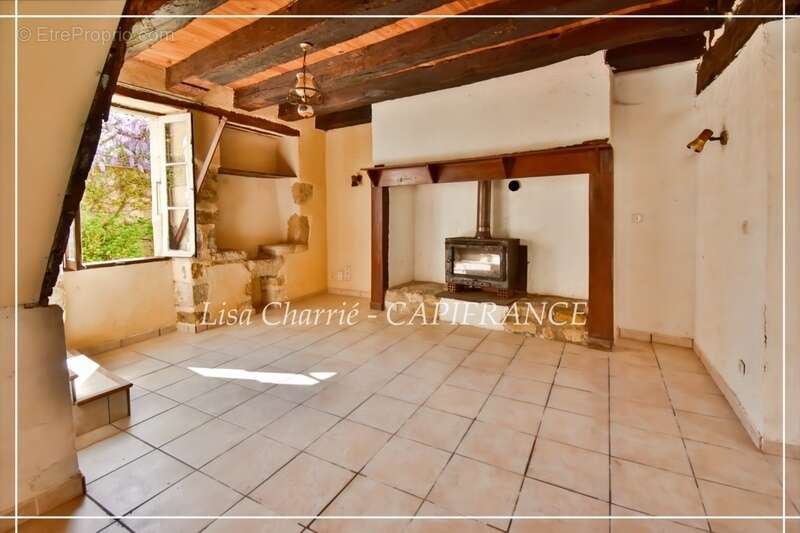 Maison à VIC-FEZENSAC