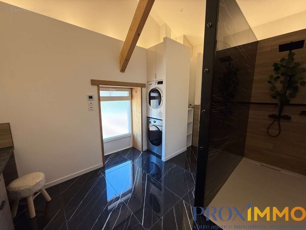 Appartement à RIVES