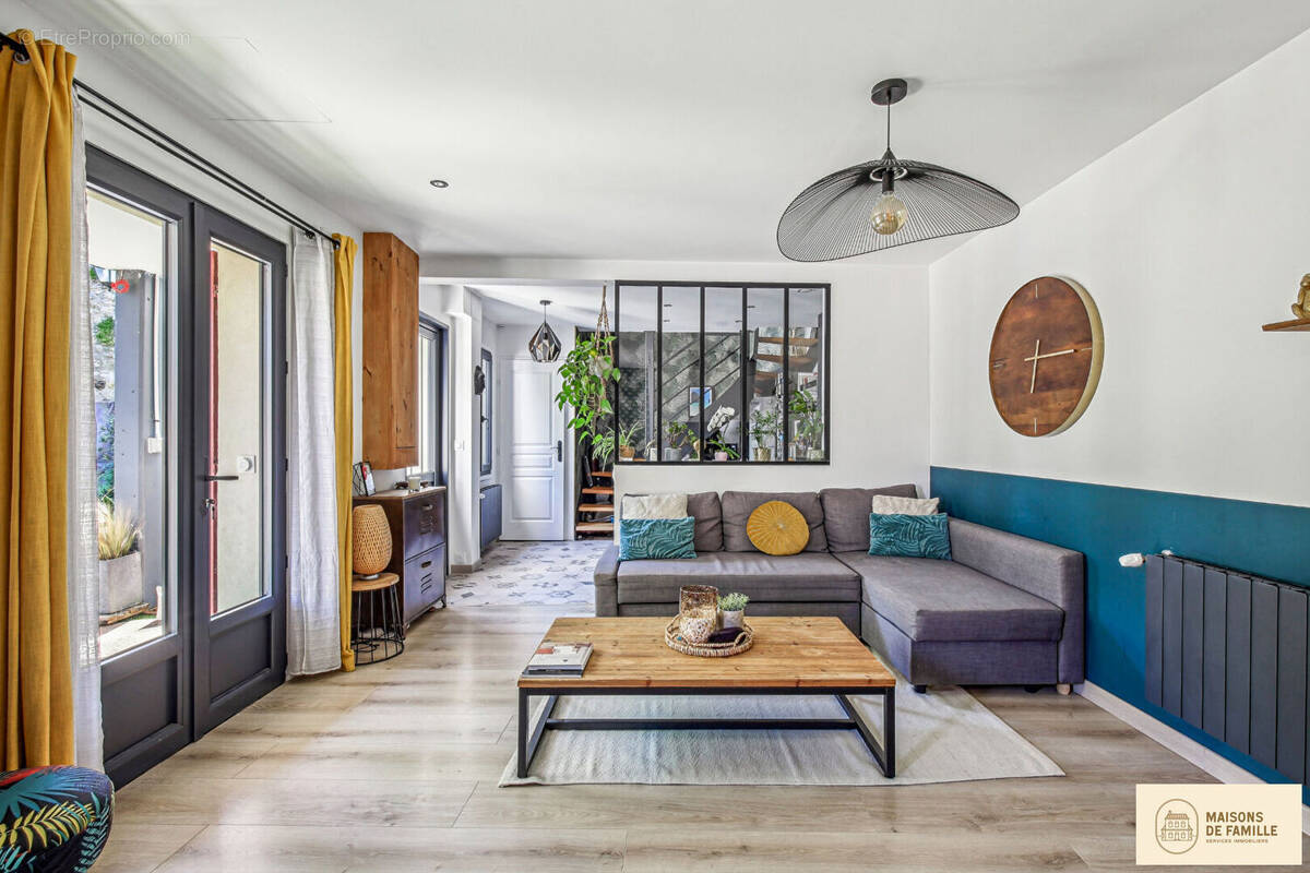 Maison à SAINT-NOM-LA-BRETECHE