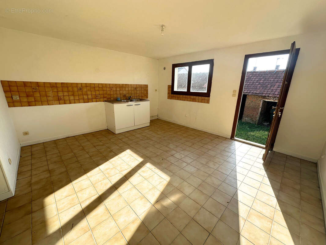 Maison à FLIXECOURT