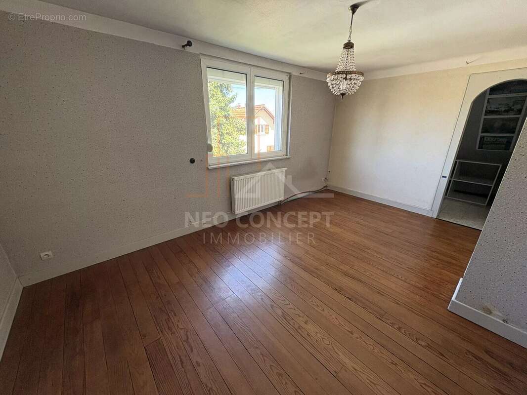 Maison individuelle de 216,55 m2 habitables sur 9,42 ares de terrain sis Kilstett. - photo 8