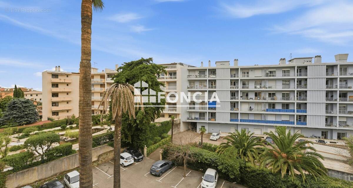 Appartement à VENCE