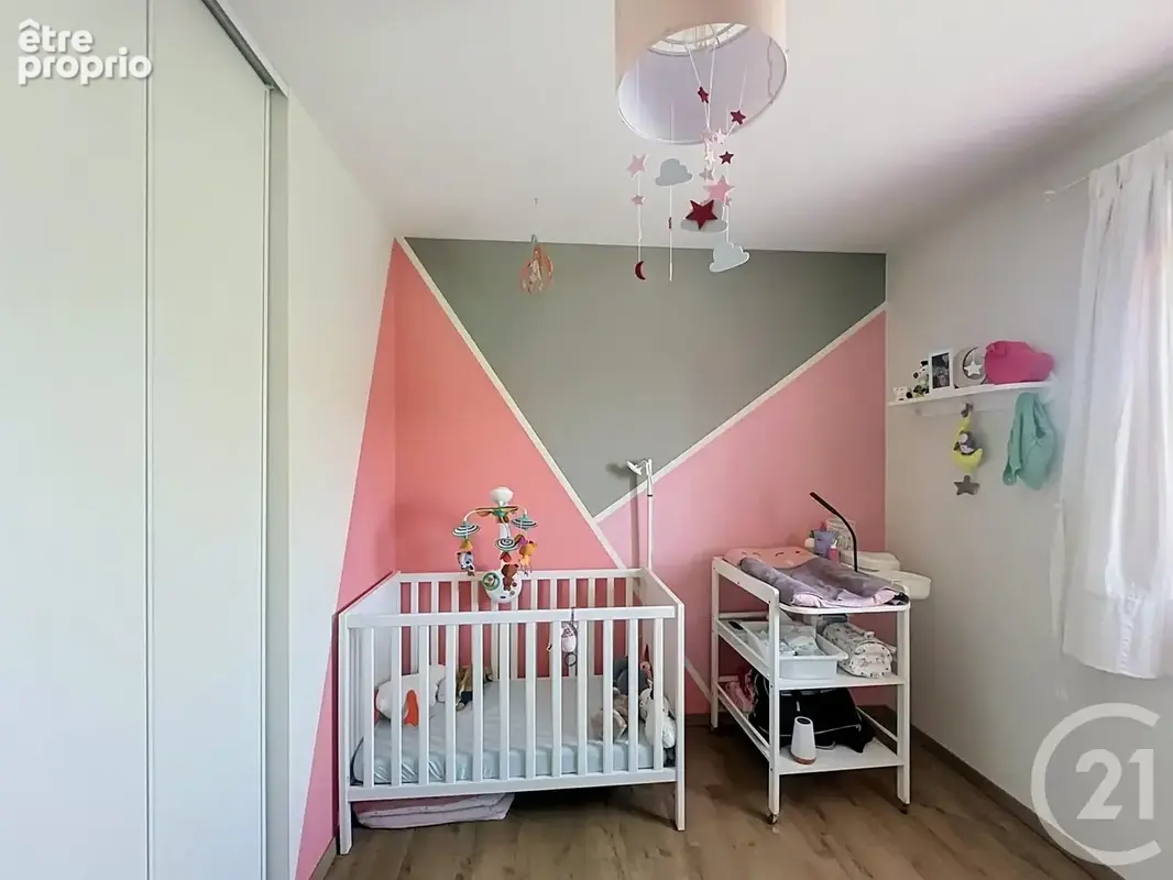 Maison 5 pièces 97 m² à vendre à La Ferte-Saint-Aubin (45240) - photo 10