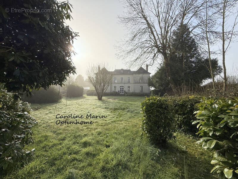 Maison à BOURG-ACHARD